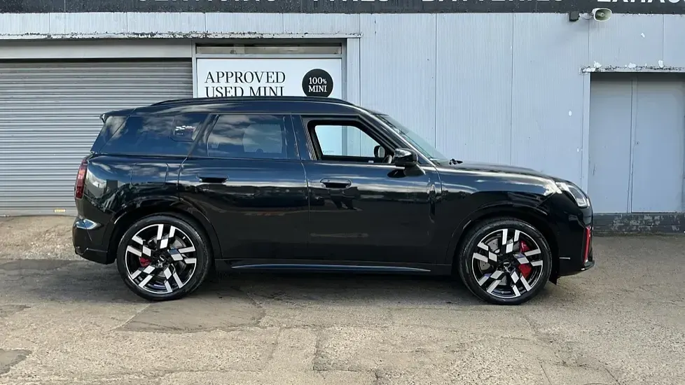 Used Mini John Cooper Works Countryman 296 HP (217 kW) 2026 Black SUV