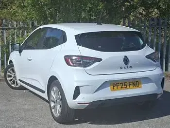 Used Renault Clio Evolution 90 HP (66 kW) 2025 White Hatchback
