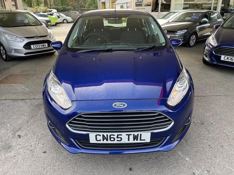 Used Ford Fiesta Zetec 2015 Blue Hatchback