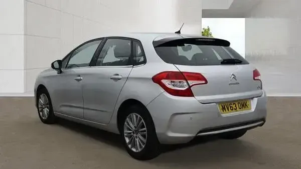 Used Citroën C4 VTR Sport 90 HP (66 kW) 2013 Silver Hatchback