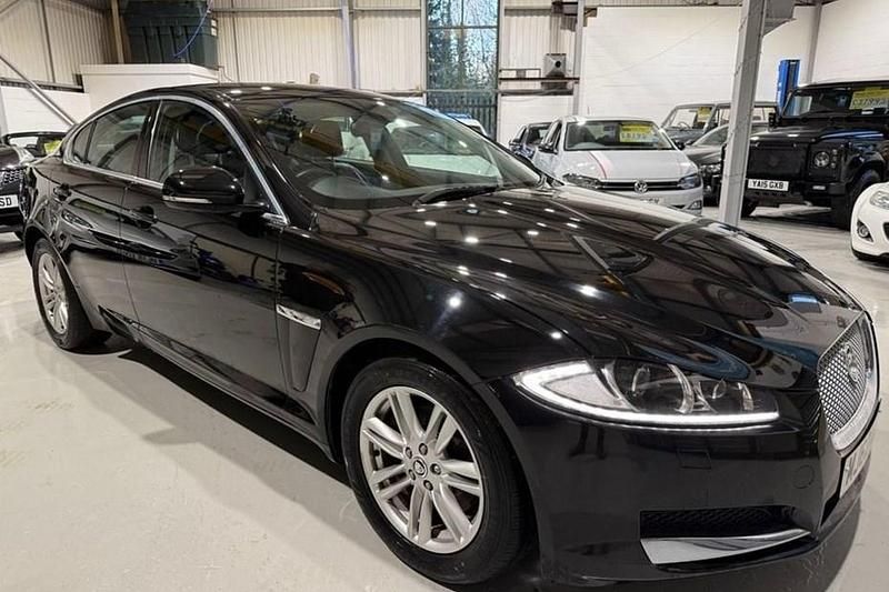 Used Jaguar XF Luxury 163 HP (119 kW) 2012 Black Sedan