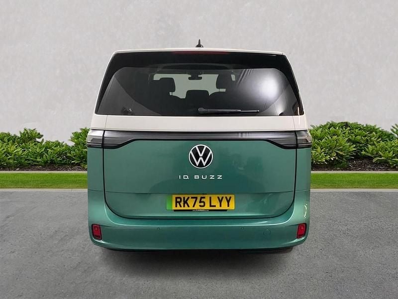 Used VW ID. Buzz Pro 210 kW (286 HP) 2025 White MPV