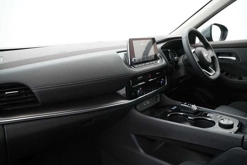 Used Nissan X-Trail Acenta Premium 213 HP (156 kW) 2023 Silver SUV