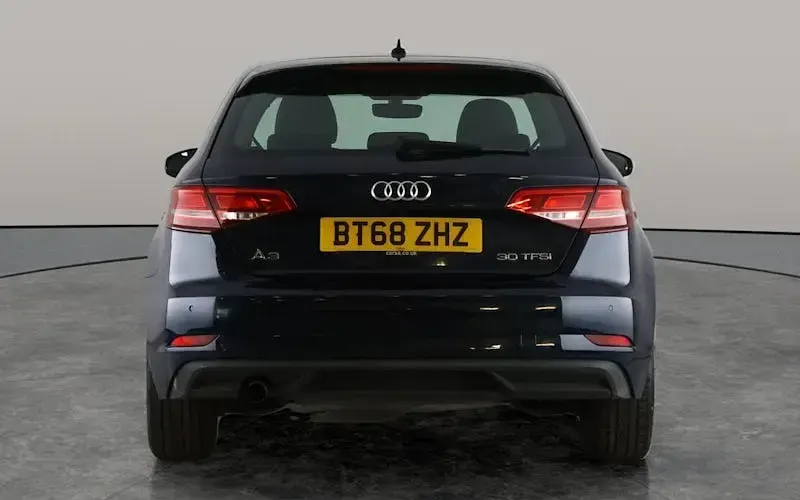 Used Audi A3 Sportback 116 HP (85 kW) 2019 Blue Hatchback