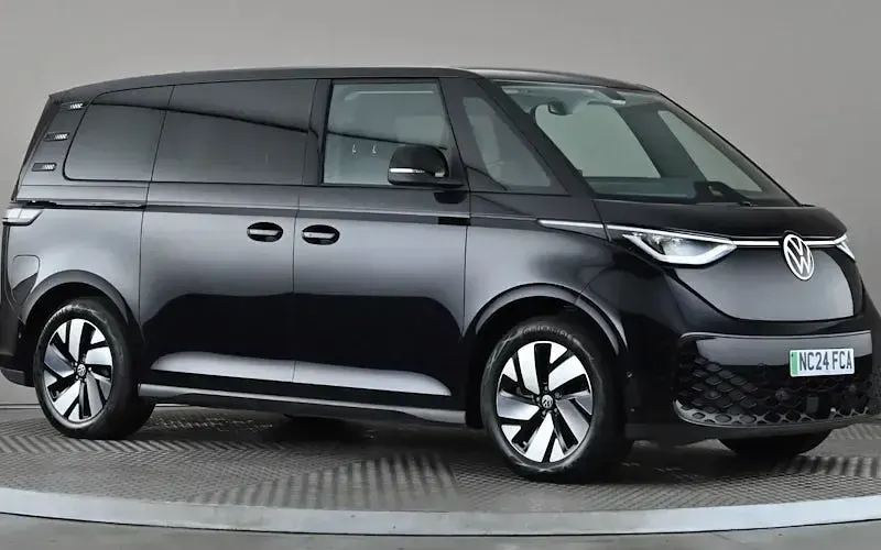 Used VW ID. Buzz Pro 150 kW (204 HP) 2023 MPV