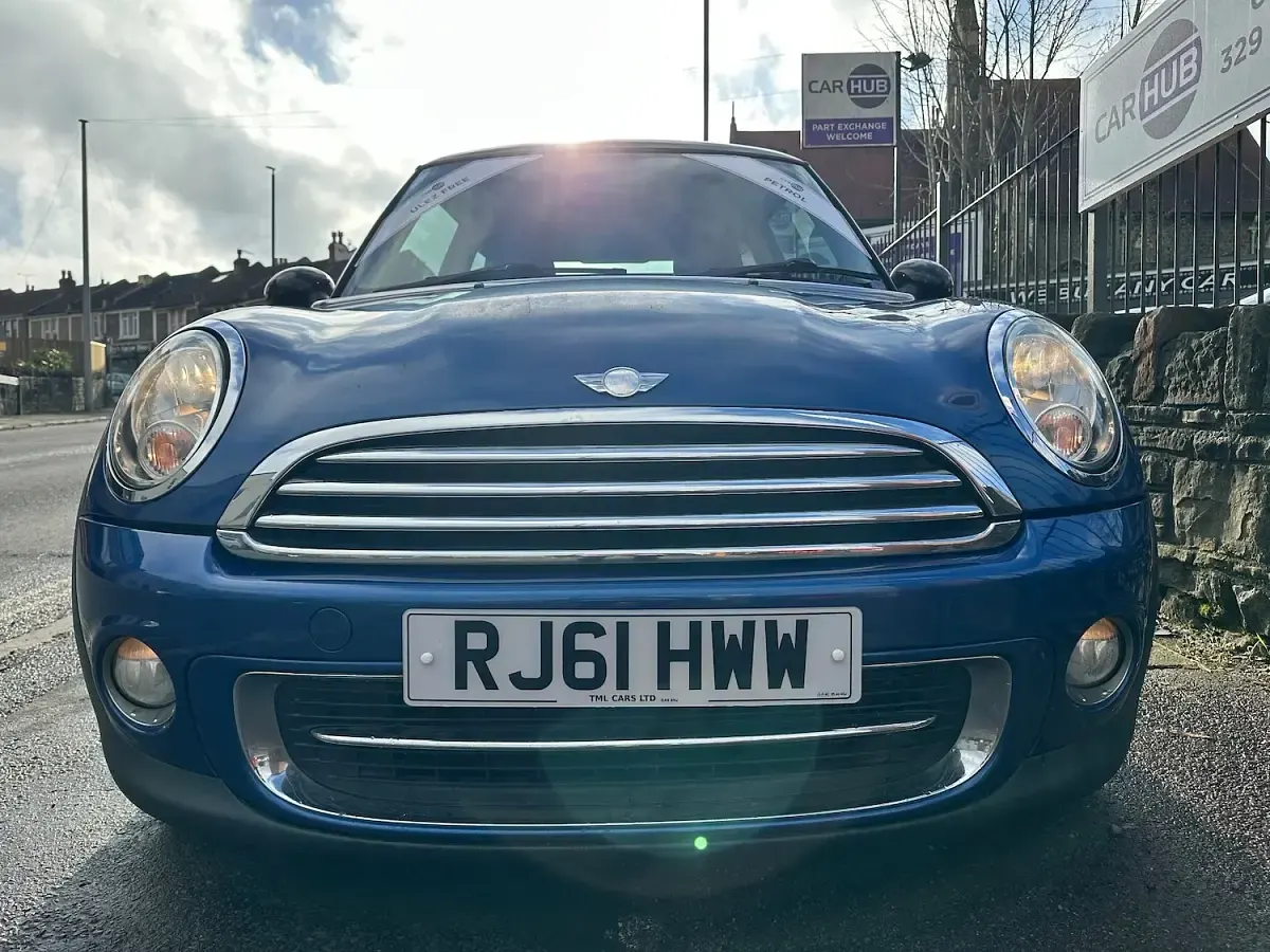 Used Mini Cooper Hatch 122 HP (89 kW) 2011 Blue Hatchback