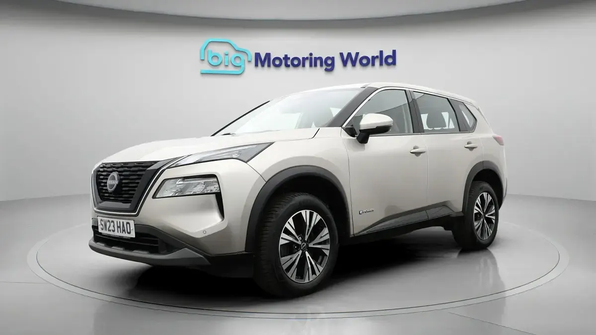 Used Nissan X-Trail Acenta Premium 213 HP (156 kW) 2023 Silver SUV