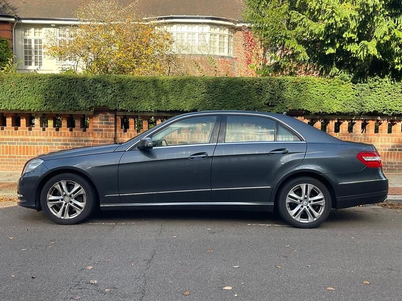 Used Mercedes E250 Avantgarde 204 HP (150 kW) 2012 Grey Sedan