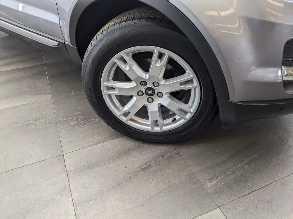 Used Land Rover Range Rover evoque Pure 190 HP (139 kW) 2013 Grey SUV