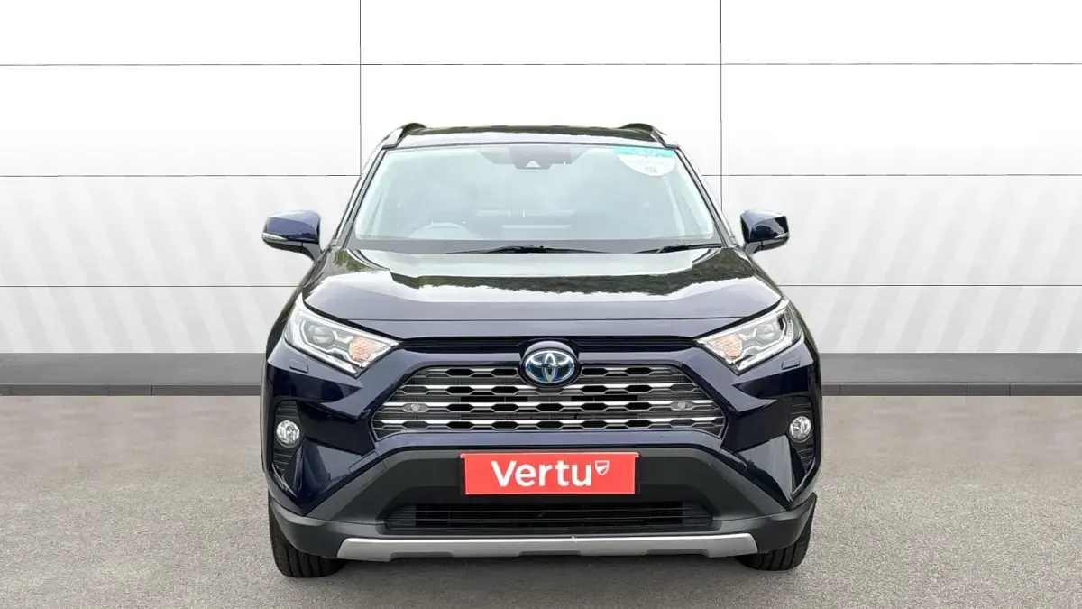 Used Toyota RAV4 218 HP (160 kW) 2019 Blue SUV