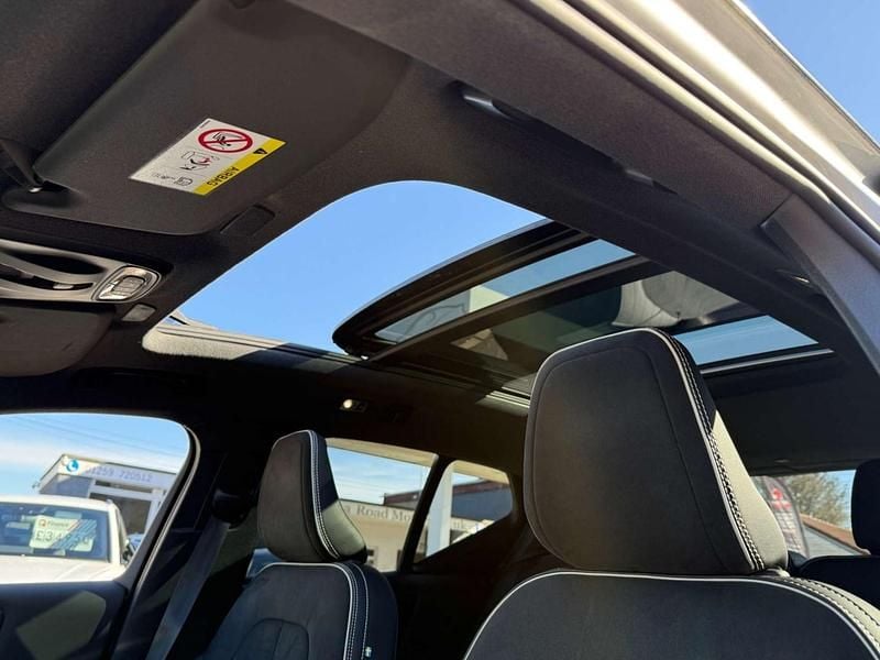 Used Volvo XC40 2018 Silver SUV