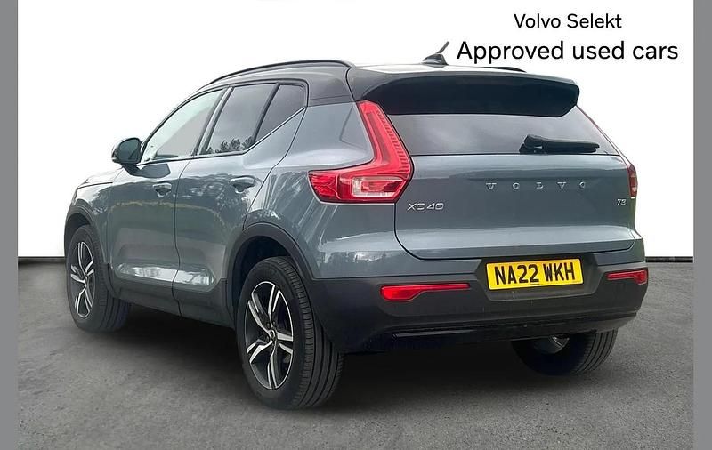 Used Volvo XC40 R-Design 161 HP (118 kW) 2022 Grey SUV