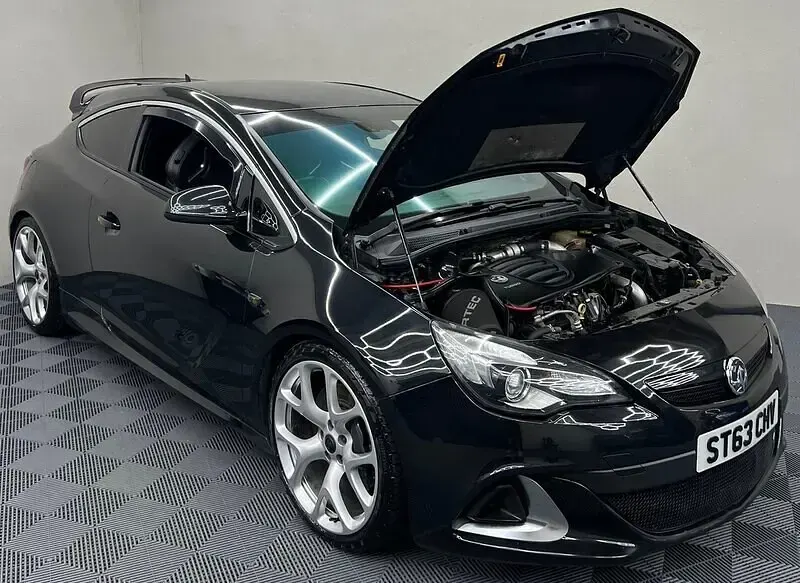 Used Vauxhall Astra 2013 Black Coupe