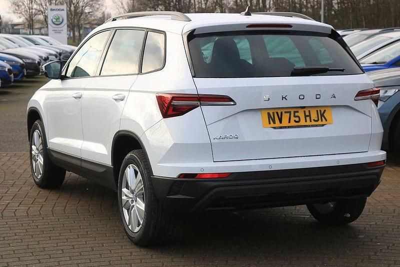 New Skoda Karoq SE 85 HP (62 kW) 2025 Moon white metallic SUV
