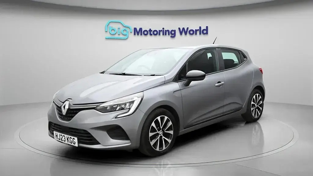 Używany Renault Clio V Evolution 90 KM (66 kW) 2023 Szary Hatchback