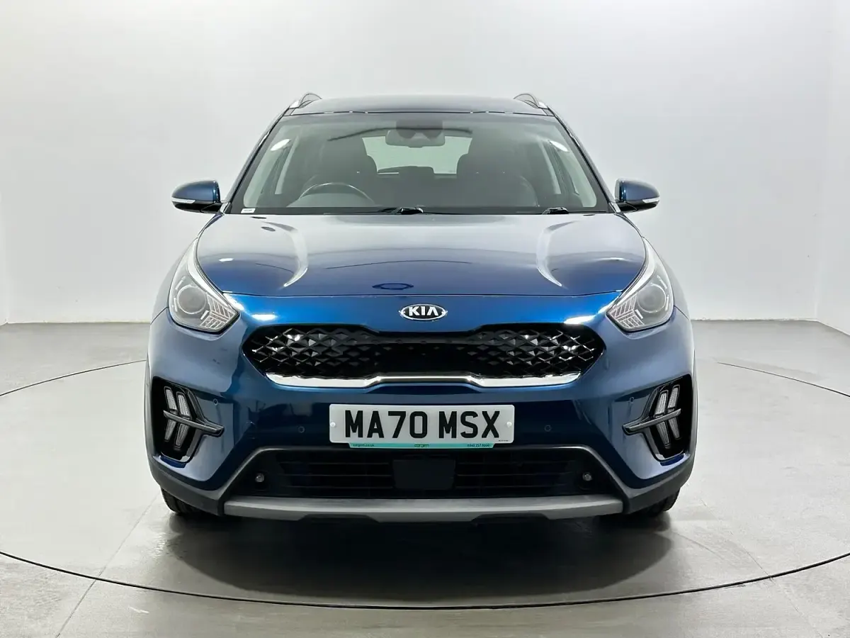 Used Kia Niro 141 HP (103 kW) 2020 Blue SUV