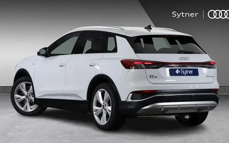 New Audi Q4 e-tron S-Line 210 kW (286 HP) 2026 SUV