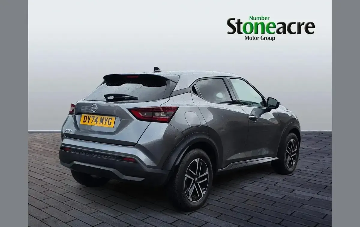 Used Nissan Juke N-Connecta 114 HP (83 kW) 2024 Grey SUV