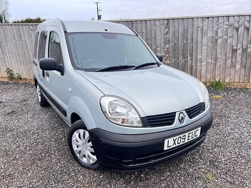 Usado Renault Kangoo Authentique 75 HP (55 kW) 2009 Cinzento Monovolume