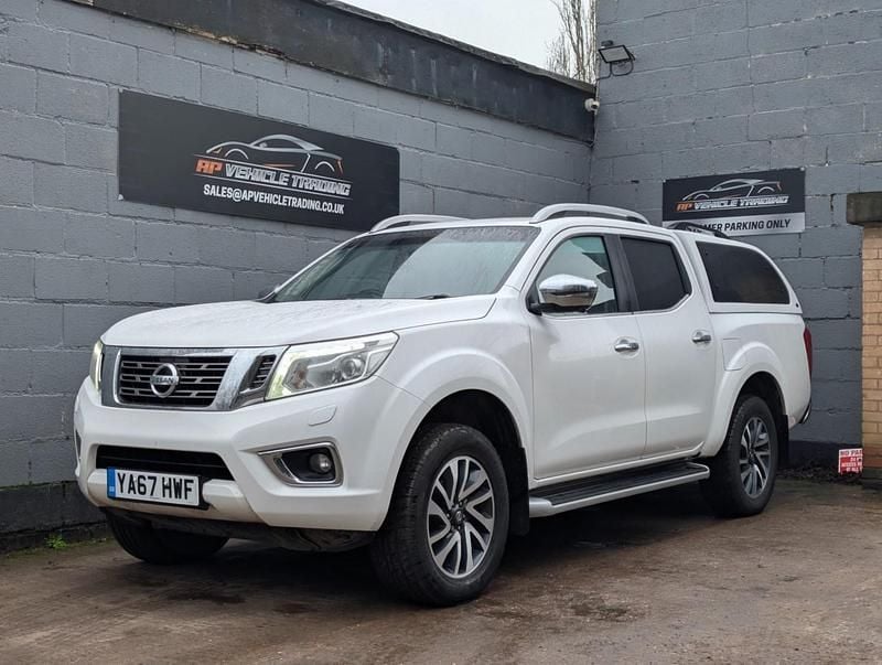Used Nissan Navara Tekna 2017 White Pickup