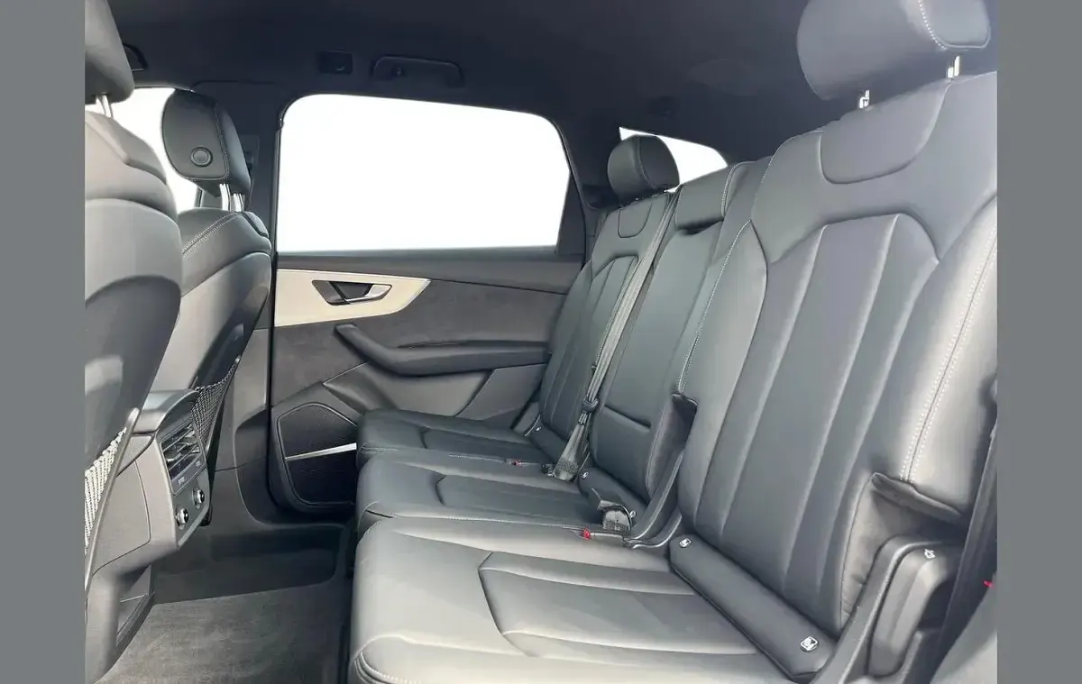 Used Audi Q7 S-Line 281 HP (206 kW) 2024 Green SUV