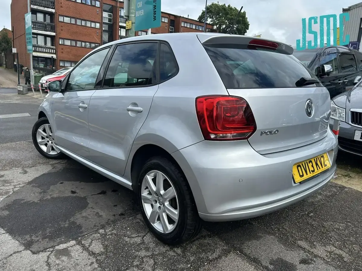 Used VW Polo Edition 60 HP (44 kW) 2013 Silver Hatchback