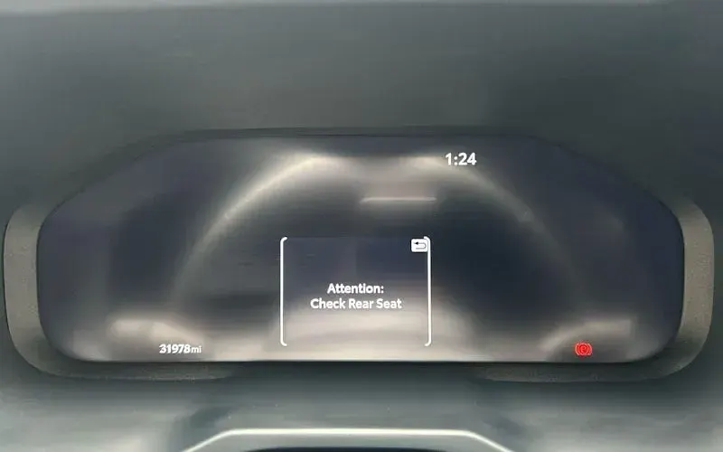 Used Toyota RAV4 Hybrid Design 306 HP (225 kW) 2024 Blue SUV