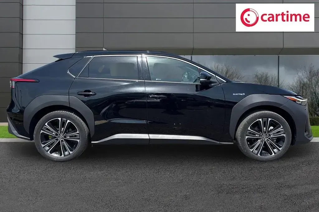 Used Toyota bZ4X 152 kW (207 HP) 2024 Black SUV