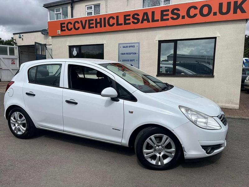 White Used 2010 Vauxhall Corsa Hatchback | £1,995 - Image 1/4