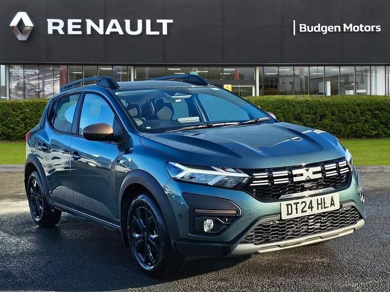 Used Dacia Sandero Extreme 2024 Green Hatchback