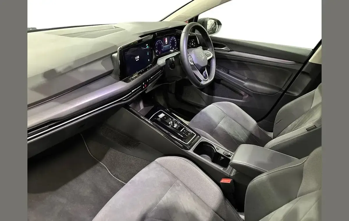 Used VW Golf VIII Style 147 HP (108 kW) 2023 Grey Estate