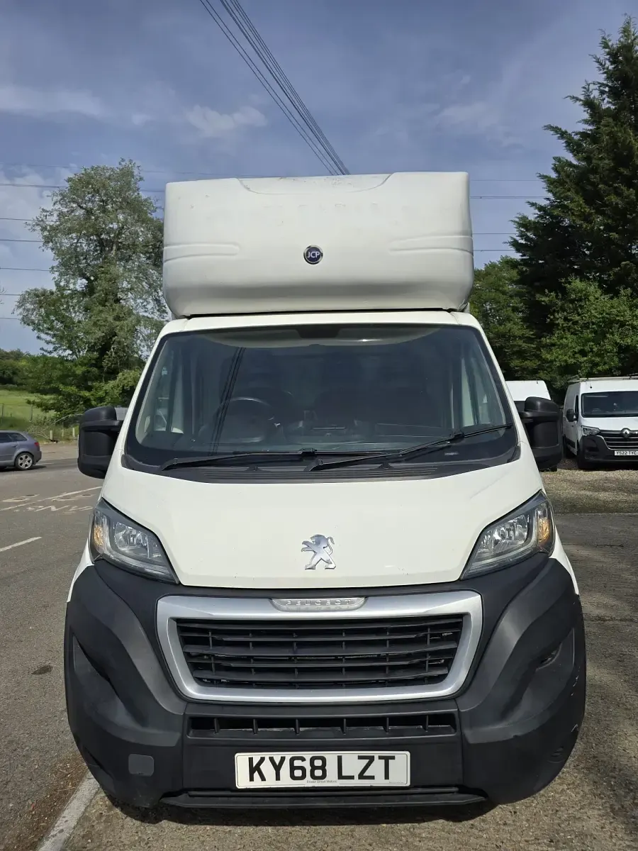 Used Peugeot Boxer 2018 White Van