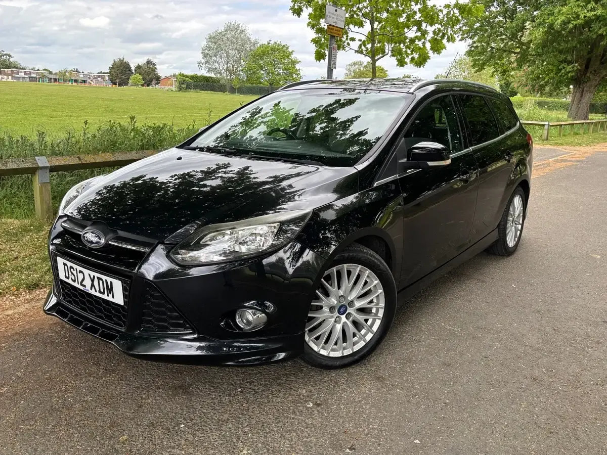Used Ford Focus Zetec 115 HP (84 kW) 2012 Black Estate