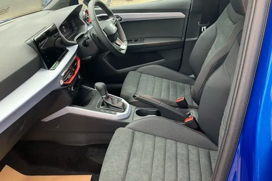 New Seat Arona FR Sport 115 HP (84 kW) 2026 Blue SUV