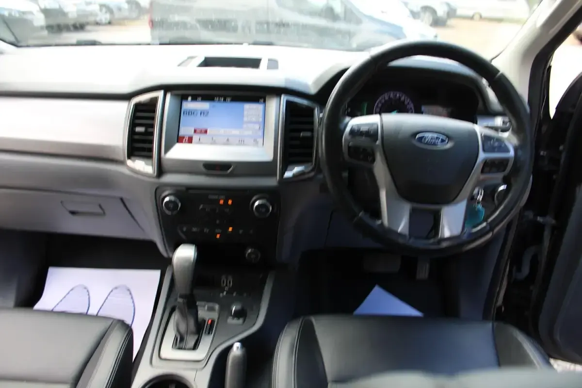 Used Ford Ranger Limited 160 HP (117 kW) 2019 Black Pickup