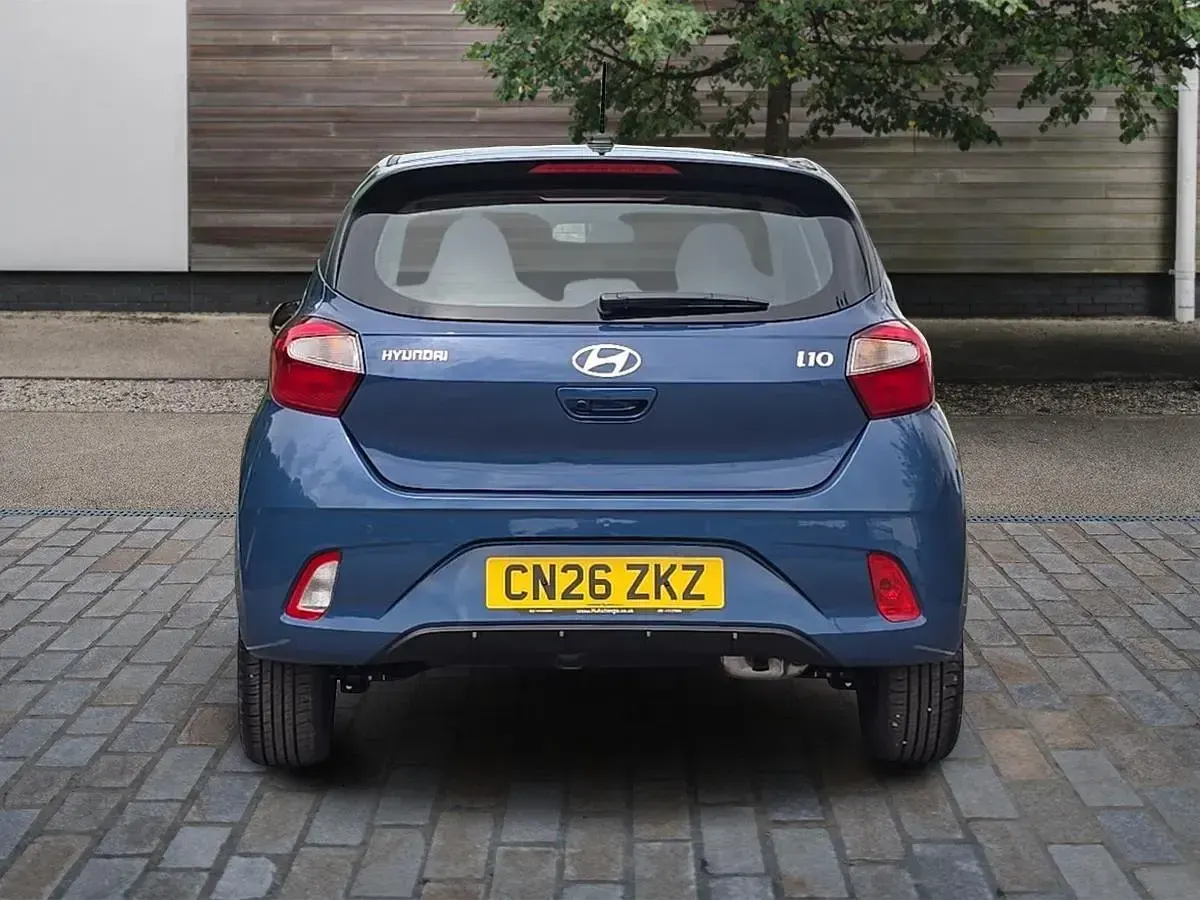New Hyundai i10 Advanced 63 HP (46 kW) 2026 Blue Hatchback