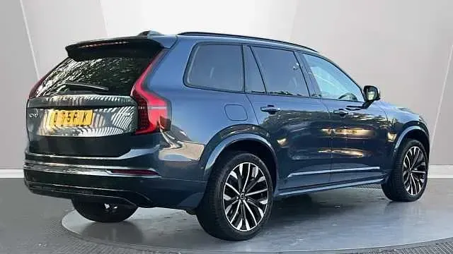 Used Volvo XC90 Ultra 455 HP (334 kW) 2025 Metallic  denim blue SUV