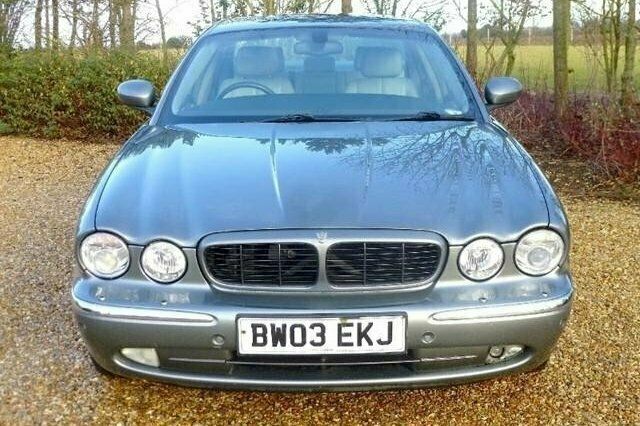 Used Jaguar XJ 240 HP (176 kW) 2003 Sedan
