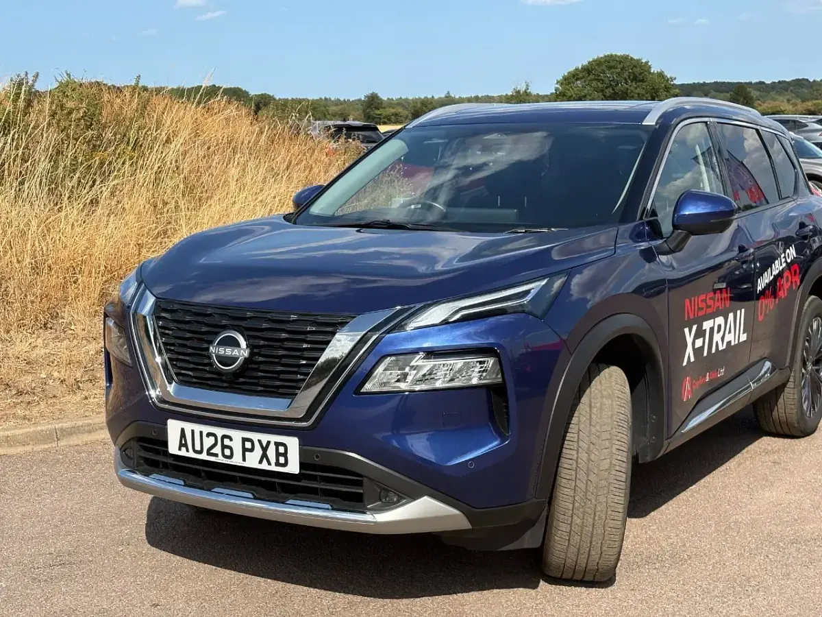 Used Nissan X-Trail Tekna 213 HP (156 kW) 2026 Blue SUV