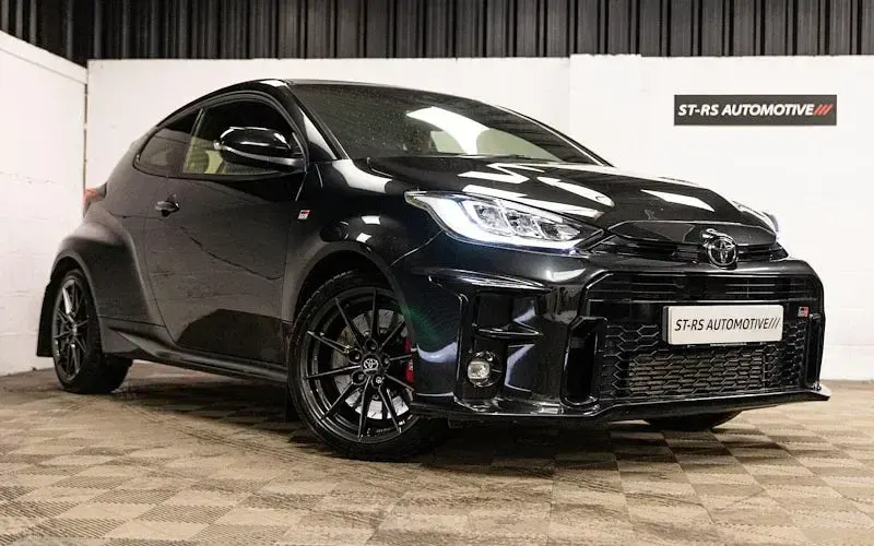 Begagnad Toyota Yaris 261 HK (191 kW) 2020 Halvkombi