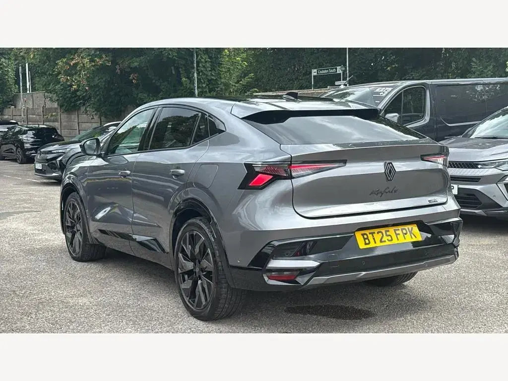 Used Renault Rafale Techno Esprit Alpine 300 HP (220 kW) 2025 Grey/black  SUV