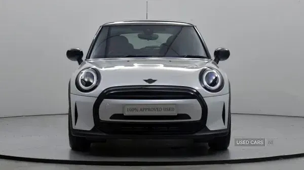 Used Mini Cooper Exclusive 134 HP (98 kW) 2023 White Hatchback