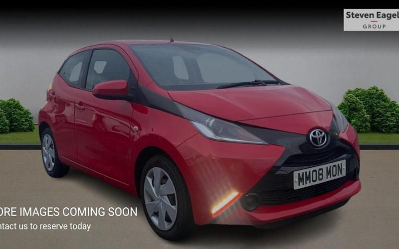 Used 2018 Toyota Aygo X-play Hatchback | £8,560 (Fair price) - Image 1/4