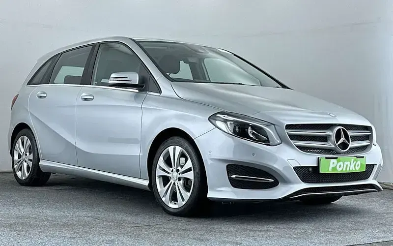 Used Mercedes B200 Premium 156 HP (114 kW) 2017 MPV