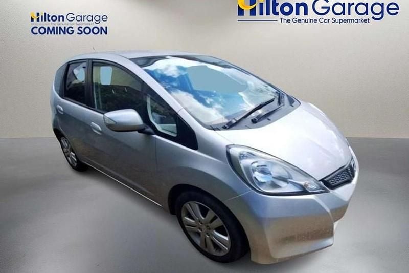 Used Honda Jazz ES 2015 Silver Hatchback