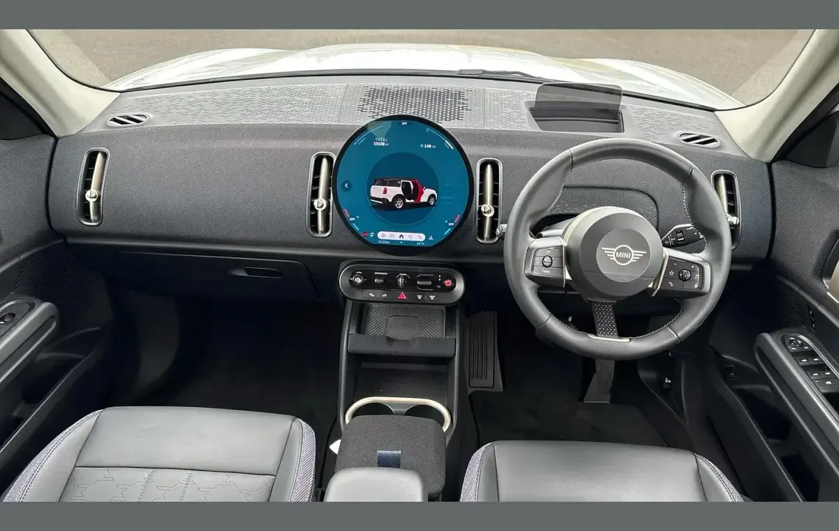 Used Mini Countryman Classic 214 HP (157 kW) 2024 White SUV