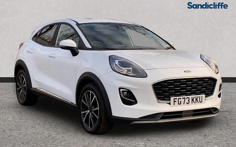 Used Ford Puma Titanium 125 HP (91 kW) 2023 White Hatchback