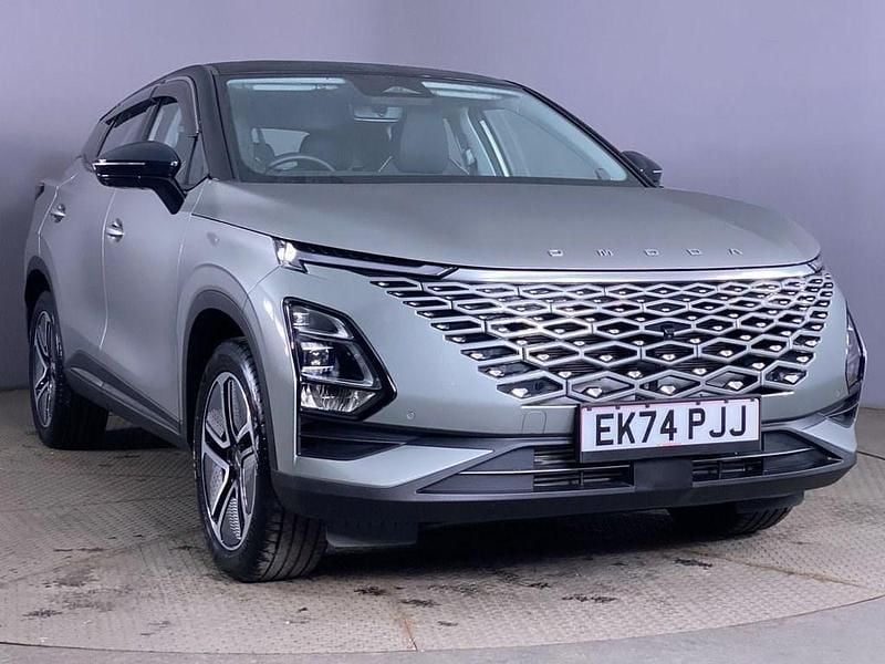 Silver Used 2024 Omoda 5 SUV | £21,799 (Fair price) - Image 1/4