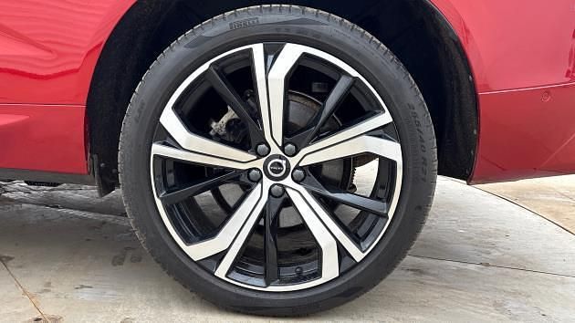 Usado Volvo XC60 Ultra 449 HP (330 kW) 2025 SUV