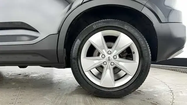 Used Volvo XC40 Core 161 HP (118 kW) 2023 Black SUV